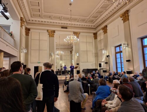 Girlpower-WPU besucht das Stadttheater